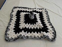 Black & white lovey w/zebra