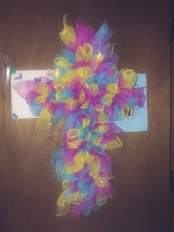 Cross wreath